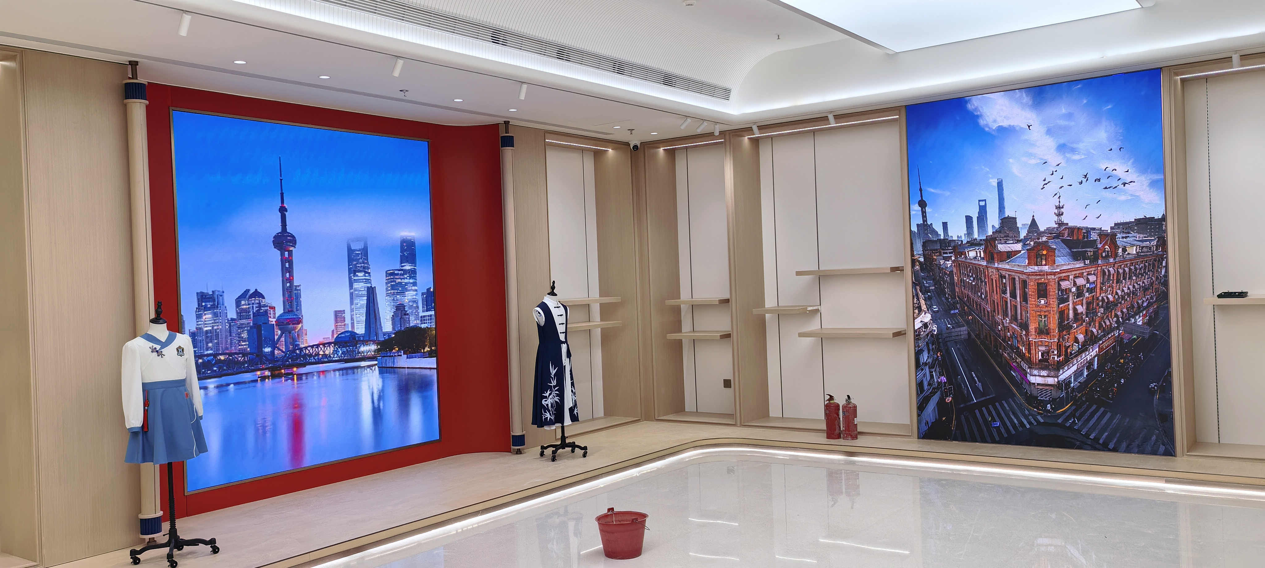 上海七莘路展示柜项目